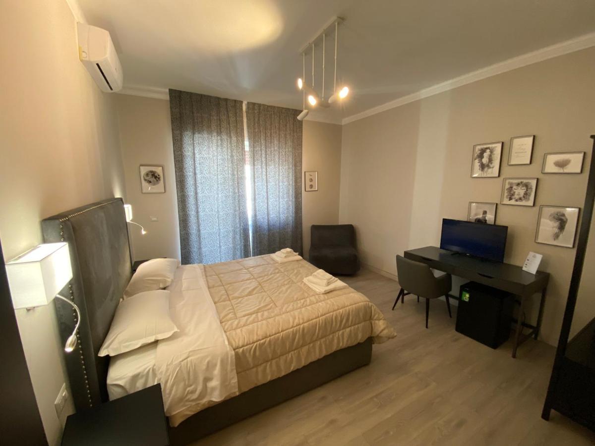 Re Di Smirne By Apulia Accommodation Bari Exterior photo