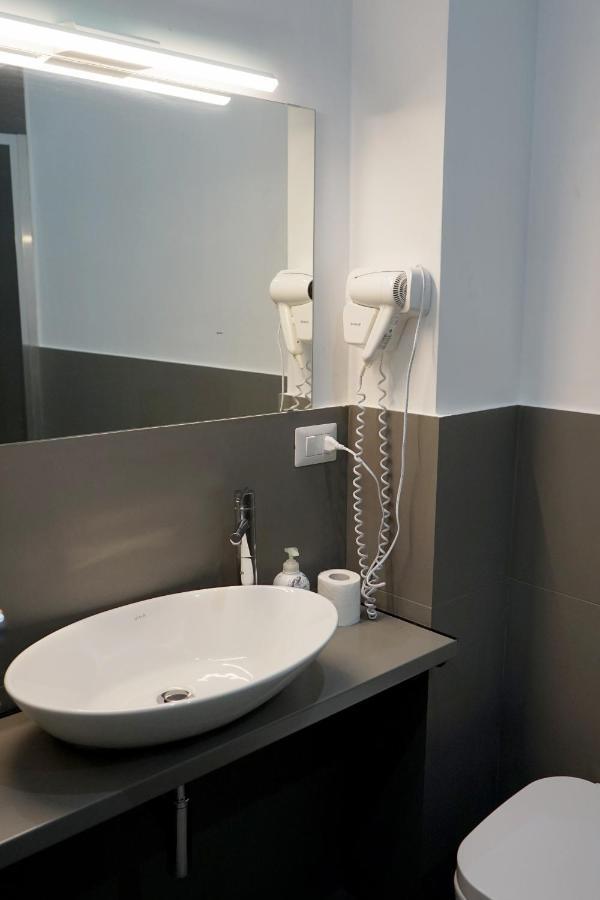Re Di Smirne By Apulia Accommodation Bari Exterior photo