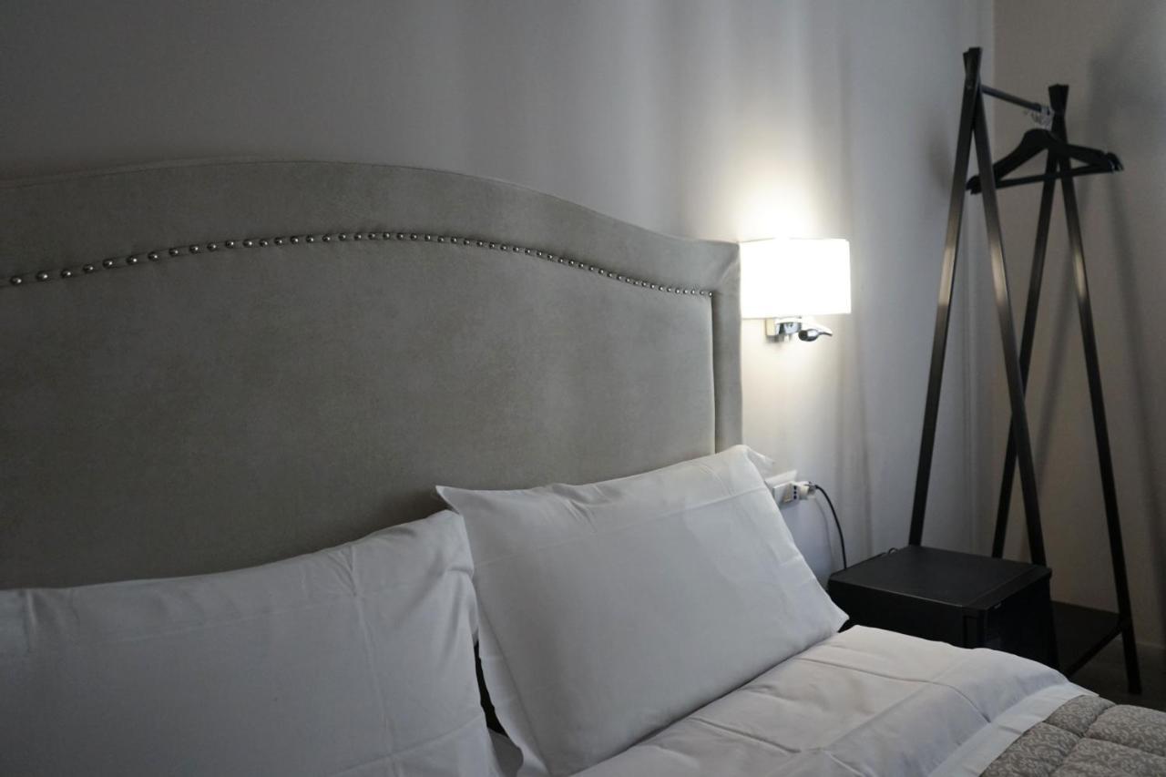 Re Di Smirne By Apulia Accommodation Bari Exterior photo