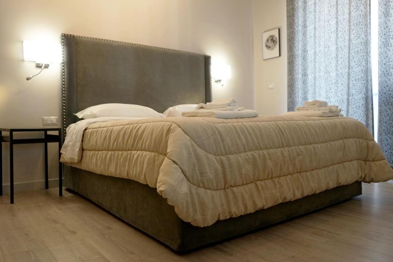 Re Di Smirne By Apulia Accommodation Bari Exterior photo